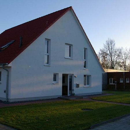 鲁纳Adeles Ferienhaus别墅 外观 照片